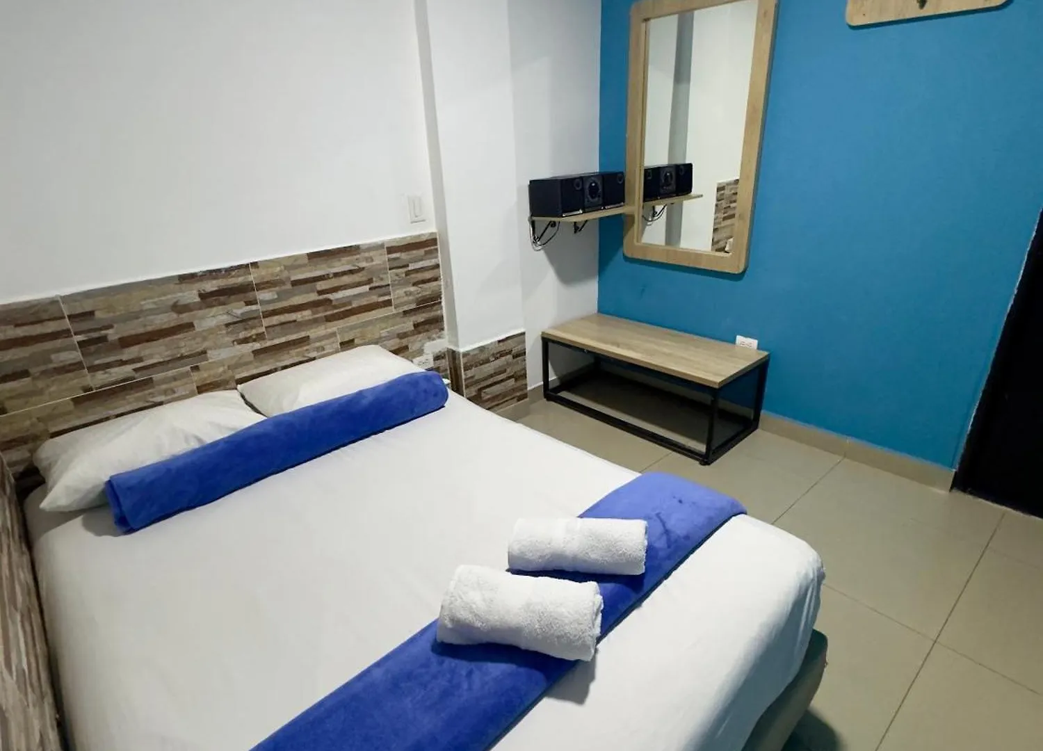 Hotel Select Medellín 3*,  Colombia