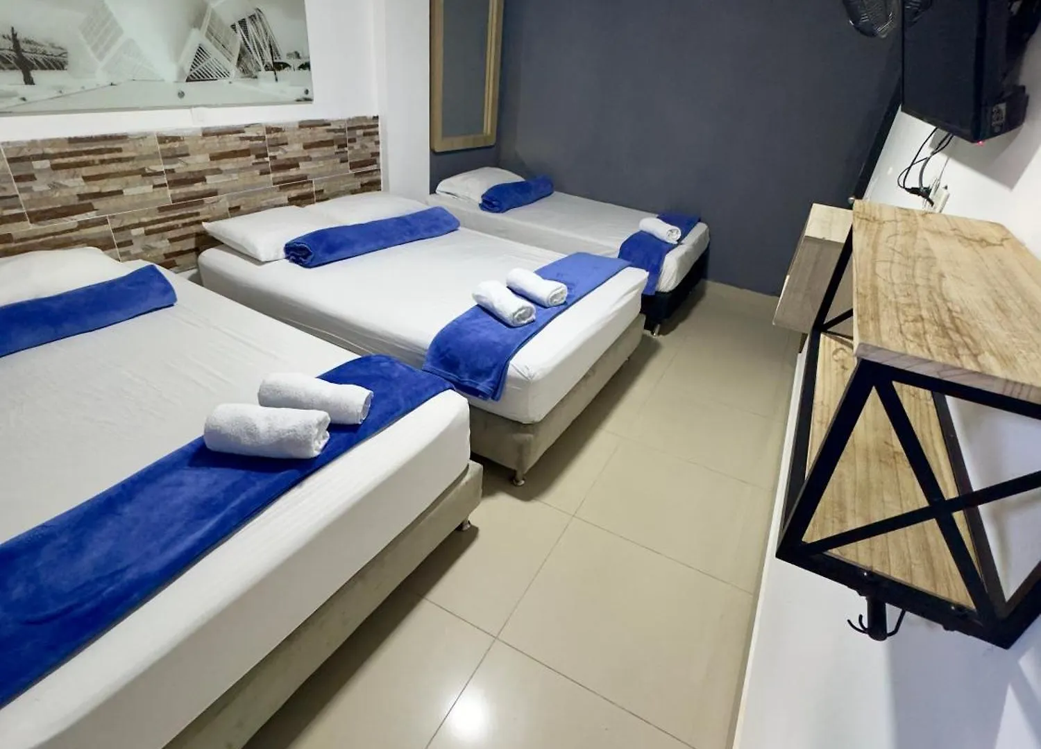 Hotel Select Medellín 3*,  Colombia